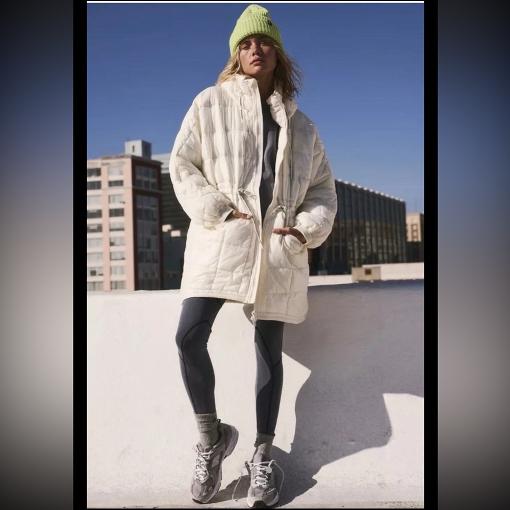 Free People Movement Patricia Packable Poncho Puffer Coat Drawstring White Large